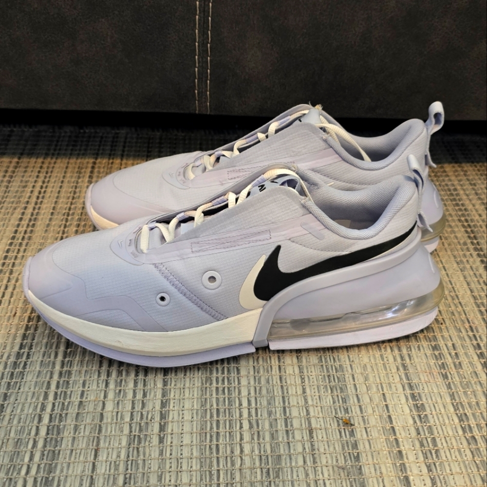 Nike Air Max Women's Running Shoes Size 9.5 Blue, Black, White